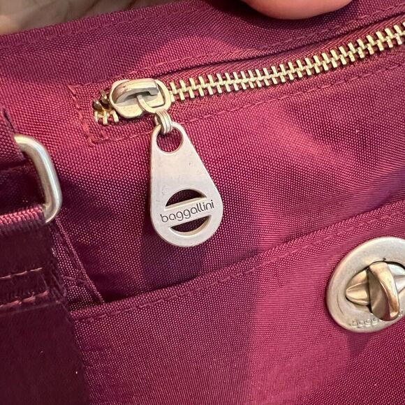 Baggallini Womens Maroon Palermo Weekender Travel Bag Nylon Crossbody Diaper Bag - Picture 3 of 16